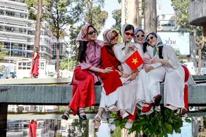 Ho Chi Minh City's Vibrant Tet Atmosphere: Top Spots for Holiday Photography - image 3