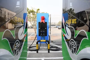 VinFast Unveils New Urban Electric Bus: A Major Step Towards Green Public Transit - image 3