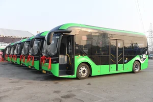 VinFast Unveils New Urban Electric Bus: A Major Step Towards Green Public Transit - image 7