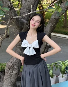 Affordable Style Secrets: Exploring Miss International Thanh Thuy's Budget-Friendly Wardrobe - image 6