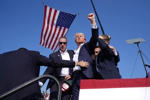 The Journey of Donald Trump's Political Comeback and Quest for Glory - image 0
