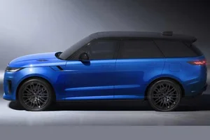 Discover the Exclusive 2026 Range Rover Sport SV Ultimate Edition: A Limited-Run Luxury SUV Masterpiece with High-Performance Engineering and Bespoke Design. - image 3