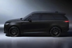 Discover the Exclusive 2026 Range Rover Sport SV Ultimate Edition: A Limited-Run Luxury SUV Masterpiece with High-Performance Engineering and Bespoke Design. - image 4