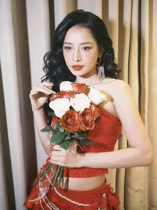 The Truth Behind Chi Pu's Rumored $120,000 Salary in China - image 2