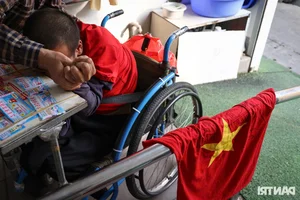 The Disabled Fan Who Proves Love for Football Knows No Bounds - image 9