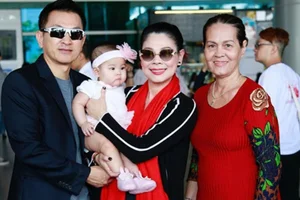 Singer Thanh Thao’s Family Appearance Draws Significant Public Attention - image 1