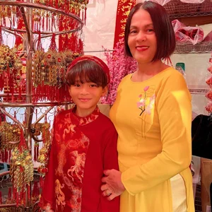 Singer Thanh Thao’s Family Appearance Draws Significant Public Attention - image 8