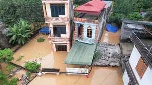 Severe Flooding and Landslides Isolate Northern Mountainous Provinces - image 10