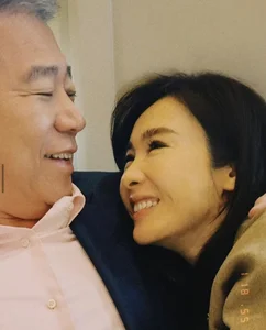 Inside the Blissful Marriage of a Beautiful Star and Her Older Tycoon Husband - image 6
