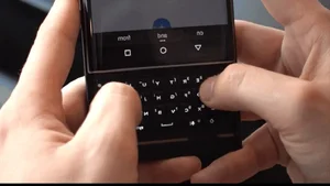 Remembering the BlackBerry Priv: The Beautiful Tragedy of a Sliding Android Pioneer - image 6