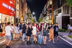 Be the Celebration: Join the Ultimate New Year 2025 Festival at the City’s Vibrant New Center - image 1