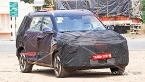 First Look: The All-Electric Kia Carens Clavis EV 2025 SUV - image 6