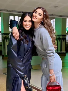 Miss Universe 2015 Pia Wurtzbach and Ariadna Gutierrez Reunite - image 4