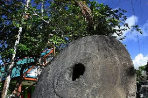 Bizarre Currencies of the Past: From Stone Money to Wooden Coins - image 6