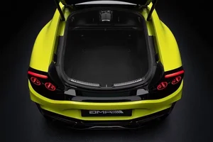 Mercedes-AMG GT 4-Door Coupe Drops V8 to Rival Porsche Taycan - image 6