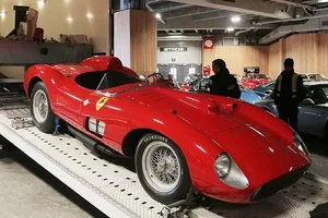 Inside Lionel Messi's Secret Luxury Supercar Collection: Low-Key Elegance and High Performance - image 0