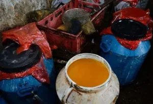 Shocking Food Safety Scandal: Restaurant Caught Using Recycled 'Saliva Oil' - image 0