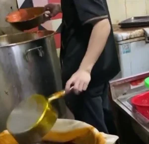 Shocking Food Safety Scandal: Restaurant Caught Using Recycled 'Saliva Oil' - image 5