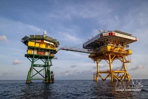 DK1 Platforms: The Resilient Homes Standing Tall Amidst Ocean Waves - image 9