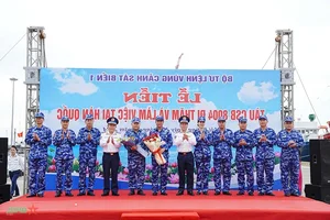 Vietnam Coast Guard Ship CSB 8004 Embarks on Diplomatic Mission to South Korea - image 1