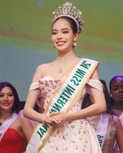 Miss International Thanh Thuy Applauds Ky Duyen’s Performance at Miss Universe - image 7