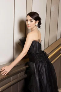 Phuong Trinh Jolie’s Stunning Post-Pregnancy Transformation: Fitness Secrets of a Mother of Three - image 6