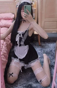 Exploring the Aesthetic Appeal of Modern Maid Cosplay and Fashion - image 8