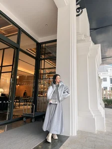 Lệ Quyên’s Street Style: The 'Queen of Tea Rooms' and Her Luxury Bag Collection - image 0