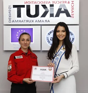 Camila Pinzon: The Multilingual Miss World Colombia with Global Philanthropic Vision - image 7
