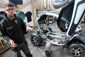 Renault Twizy Transformed with Stark Varg Electric Powertrain - image 4