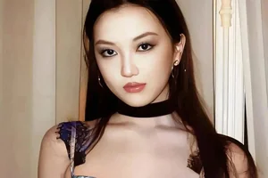 Li Yan: The Confident and Talented 18-Year-Old Daughter of Faye Wong - image 8