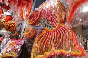 The Struggles and Passion of Artisans in Saigon's Largest Lantern Village - image 1