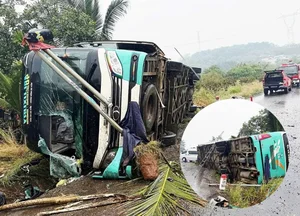 Horrifying Bus Accident on National Highway 14: Passenger Vehicle Overturns with 32 People on Board - image 0