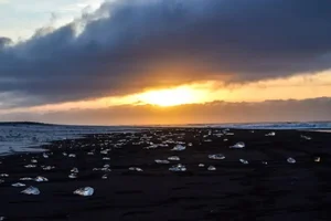 Exploring the Magical Diamond Beach of Iceland - image 2