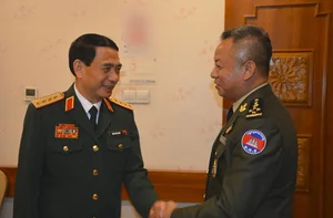 General Phan Van Giang’s Official Visit to China: Strengthening Defense Ties - image 5