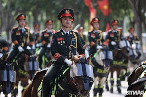Cavalry Unit Performs First Joint Parade Training for April 30th in Ho Chi Minh City - image 2