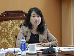 Minister Dao Hong Lan Emphasizes Transparency in Public Investment Capital - image 10