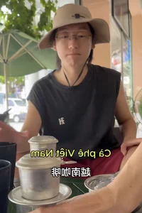 Lost Passport, New Life: Why This Chinese Traveler Stayed in Vietnam - image 6