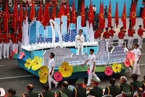 Vietnamese Artists Perform to Celebrate National Military Parade Ceremony - image 0