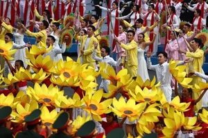 Vietnamese Artists Perform to Celebrate National Military Parade Ceremony - image 12