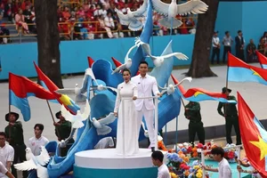 Vietnamese Artists Perform to Celebrate National Military Parade Ceremony - image 6