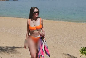 Celebrity Style: Quang Minh’s Wife Stuns in High-Cut Bikini Fashion - image 9