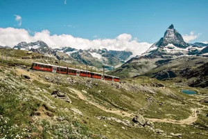 Capture the Moment: 10 Most Photogenic Locations Around the World - image 0