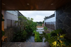 Architectural Marvel: A Dreamy Valley House Blending with Nature - image 8