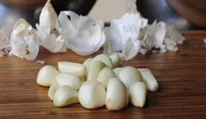 The Surprising Benefits of Garlic for Men's Health - image 3