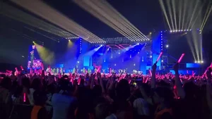 Energy and Passion: The Star-Studded Concert 'Anh Trai Vuot Ngan Chong Gai' - image 1