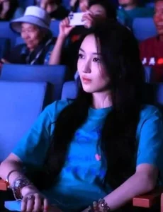 Faye Wong's Daughter Li Yan: Her Inspiring Transformation and Stunning Career Success - image 3