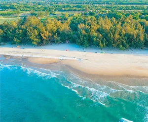 Escape to Paradise: Pristine Beaches Near Saigon Perfect for Weekend Chill - image 5