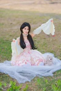 Yituyu Sweet Lolita Dress: Lin Yu Fairytale Lawn Photoshoot - image 5