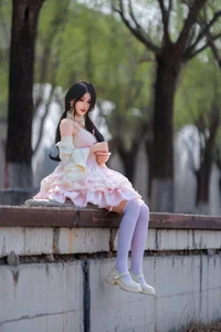 Yituyu Sweet Lolita Dress: Lin Yu Fairytale Lawn Photoshoot - image 8